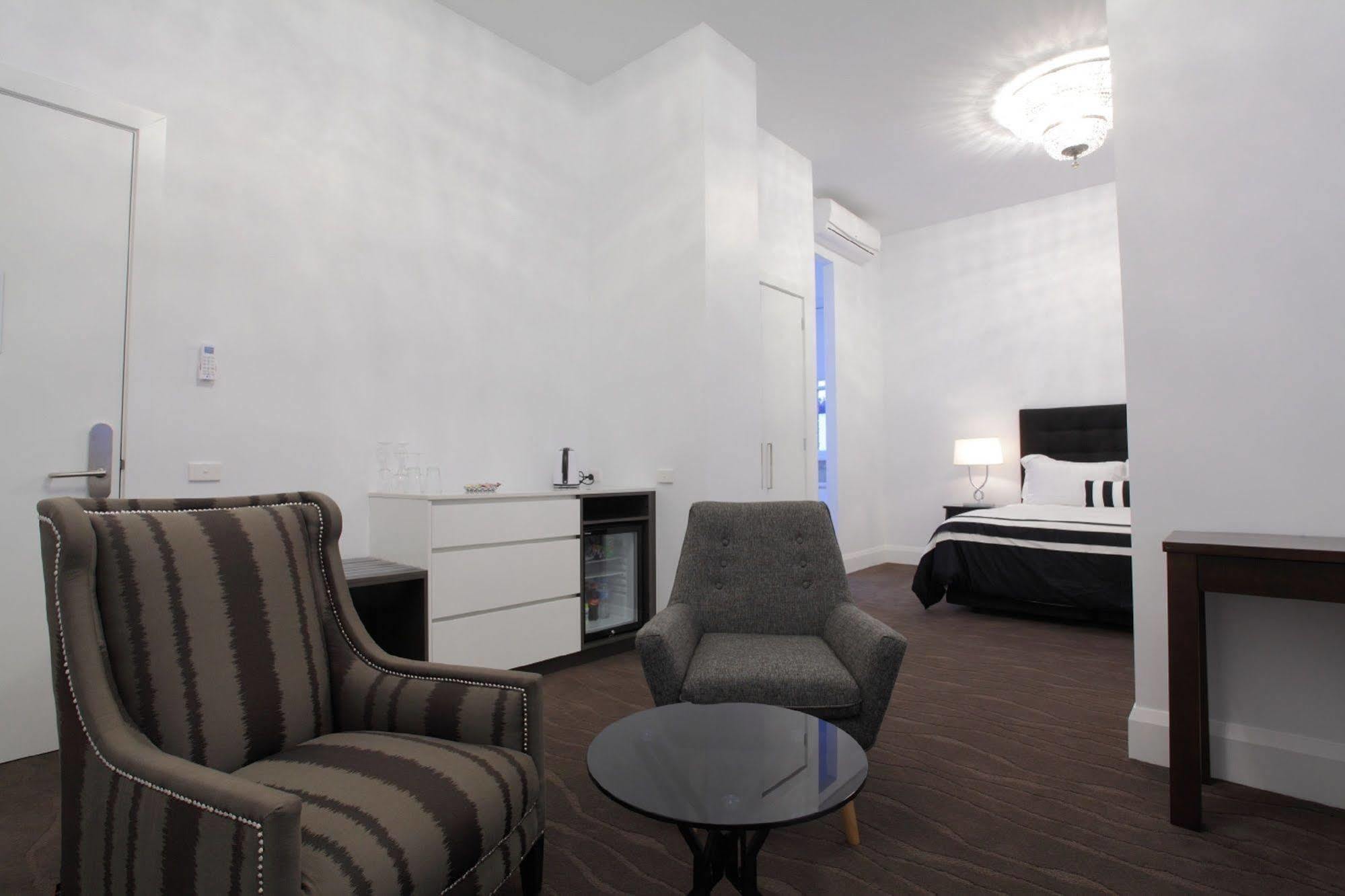 The Provincial Boutique Hotel แบลเลอแรต ภายนอก รูปภาพ